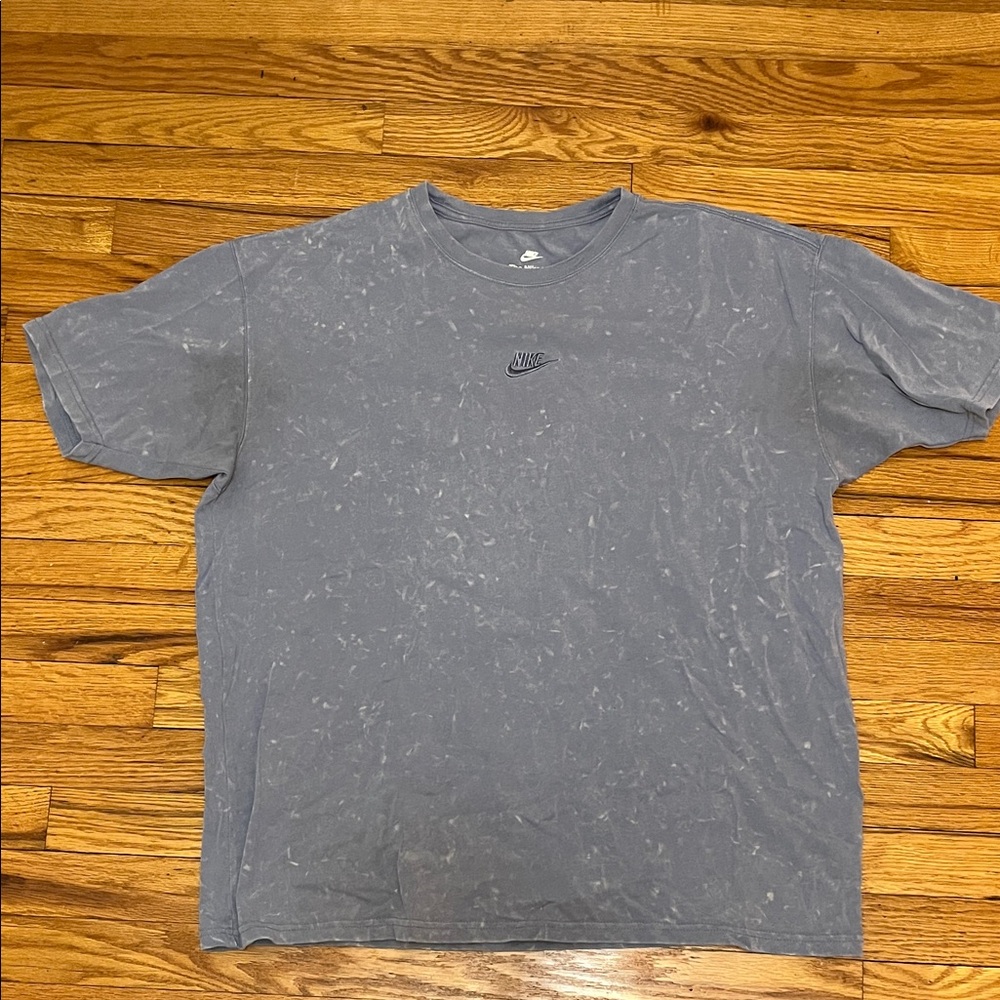 Nike Men's Washed Gray Short Sleeve Tee